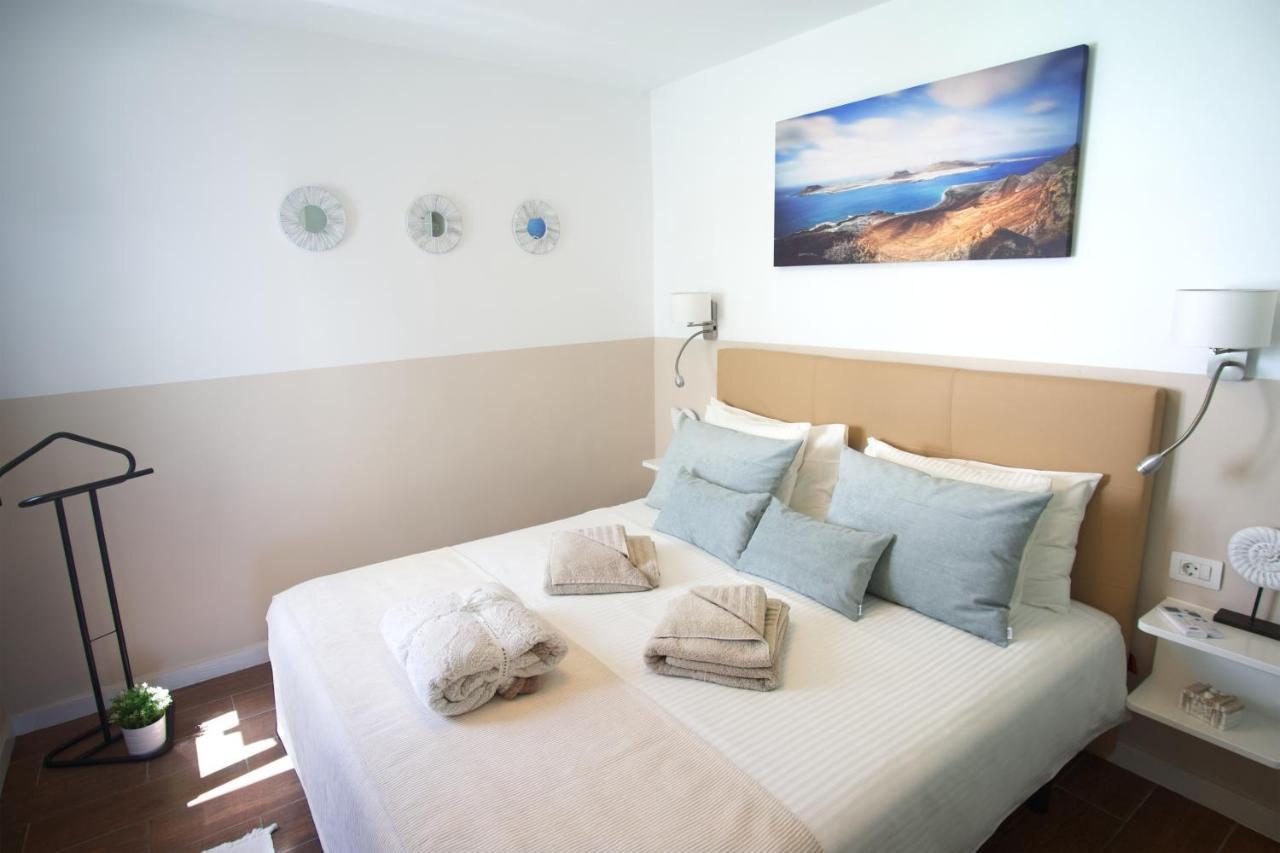 Apartment Portonovo La Paloma Amazing Sea View & Swimming Pool-Good Wifi -Free Ac- Private Parking Puerto del Carmen  Zewnętrze zdjęcie